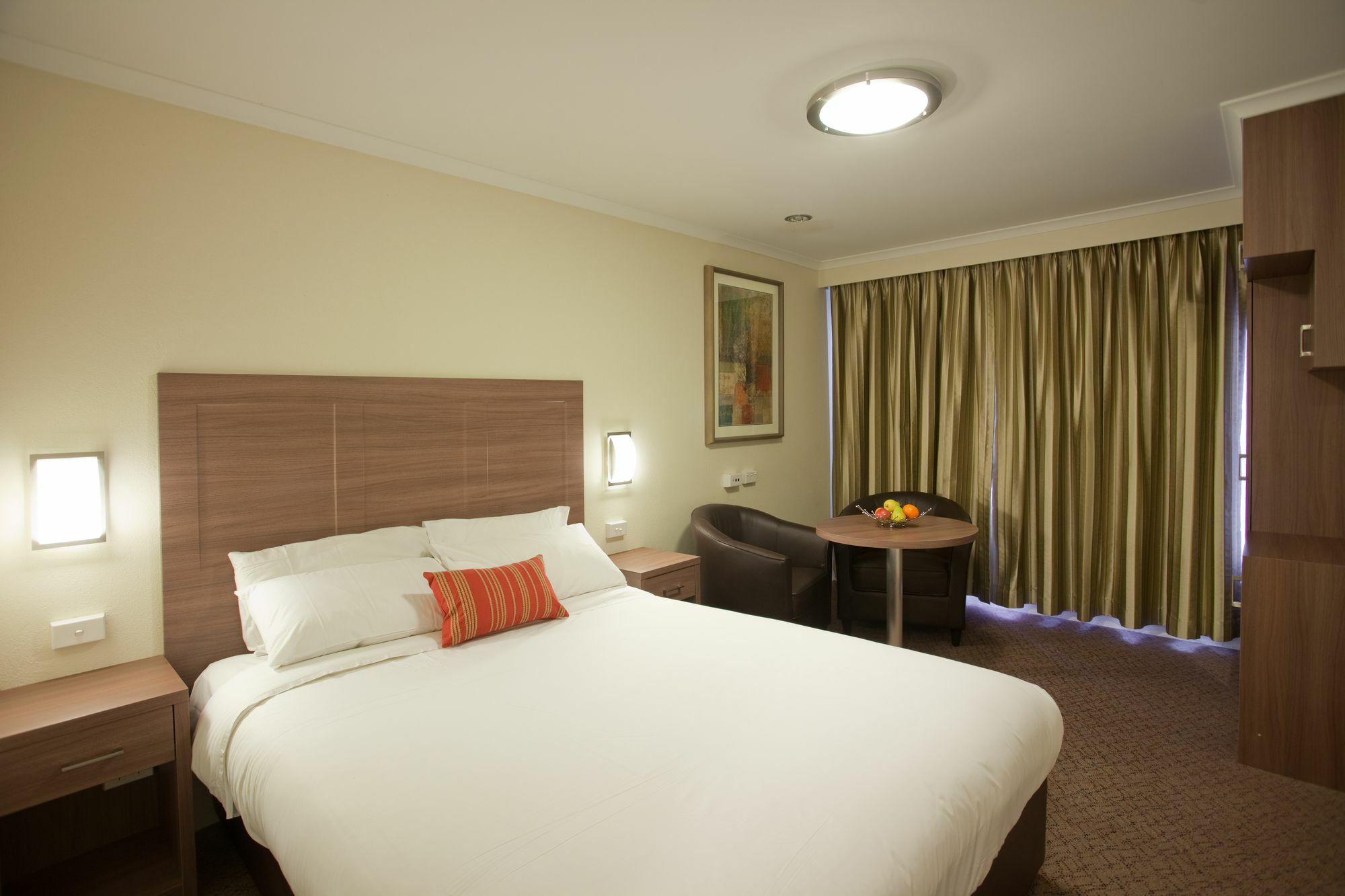 Garden City Hotel, Best Western Signature Collection Canberra Exterior foto